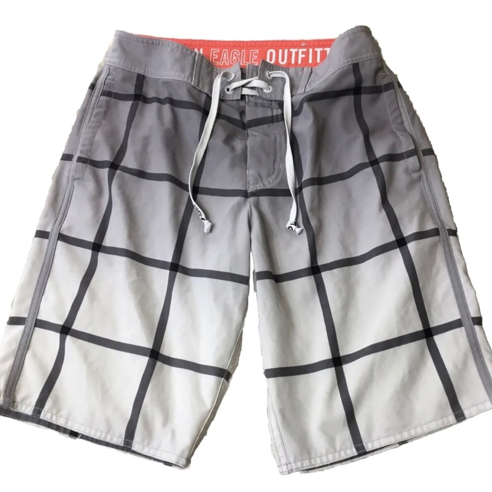 AMERICAN EAGLE Men’s size X SMALL SWIM SHORTS